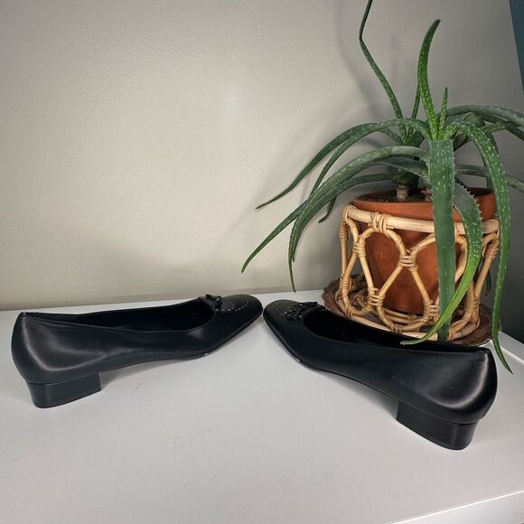 VTG 90 Salvatore Ferragamo Boutique Black Leather Loafers Bow Stitch 10.5A Italy - Picture 6 of 13